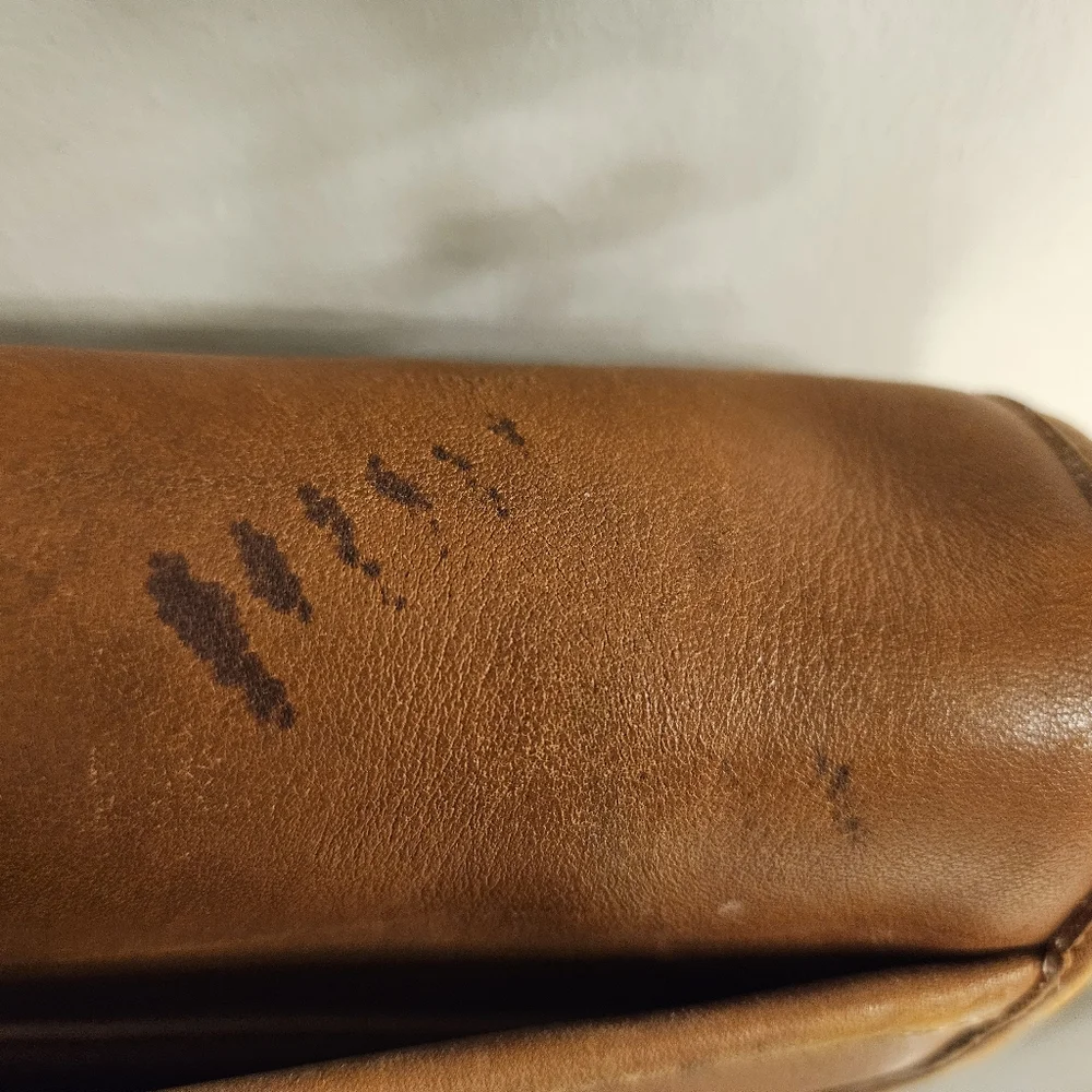 LAST CHANCE Elegant Vintage COACH Brief Case In British Tan Leather
